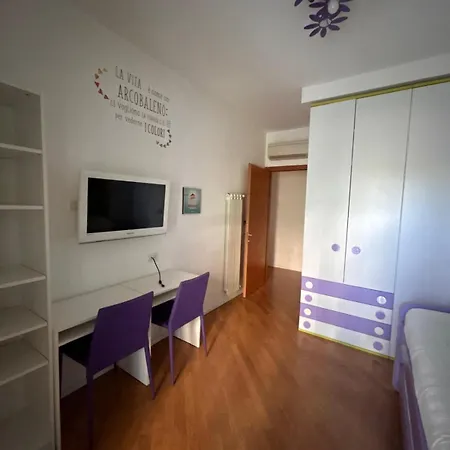 Domus Aqua Luxury Apartment *